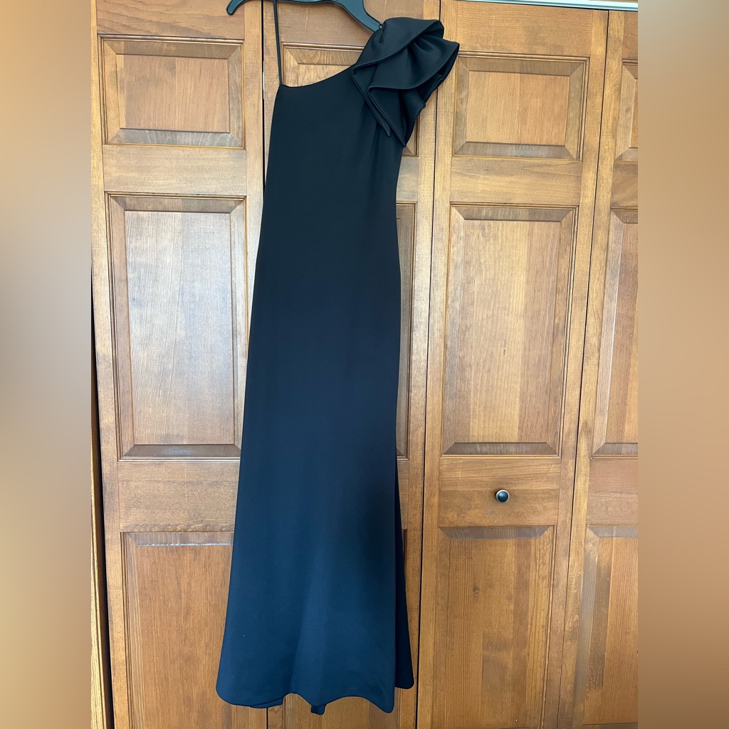 Betsy & Adam Black Ruffle One-Shoulder Gown